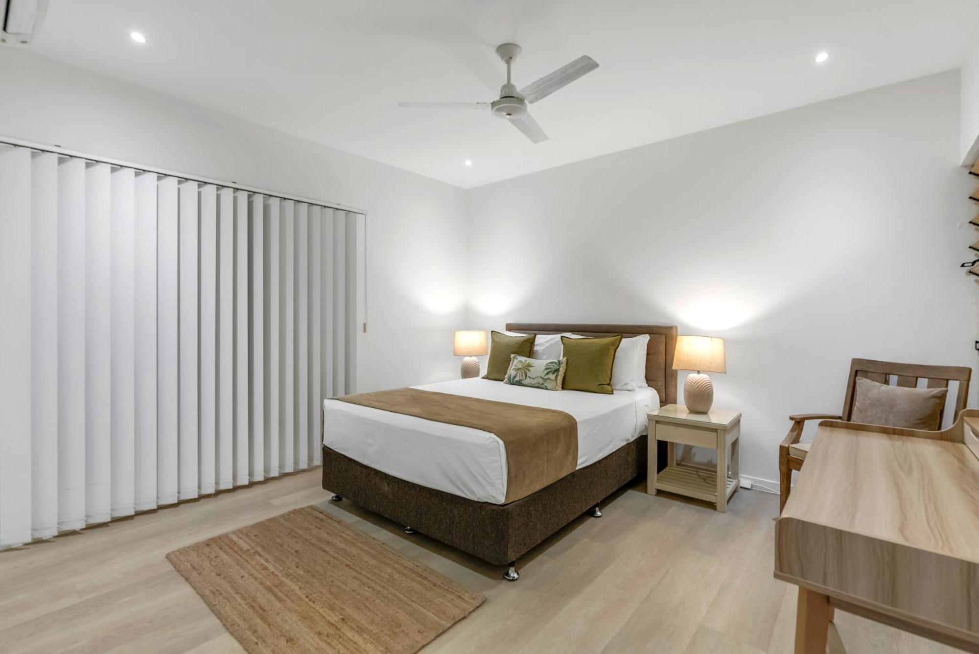 Sanctuary Palm Cove Aparthotel Exterior photo