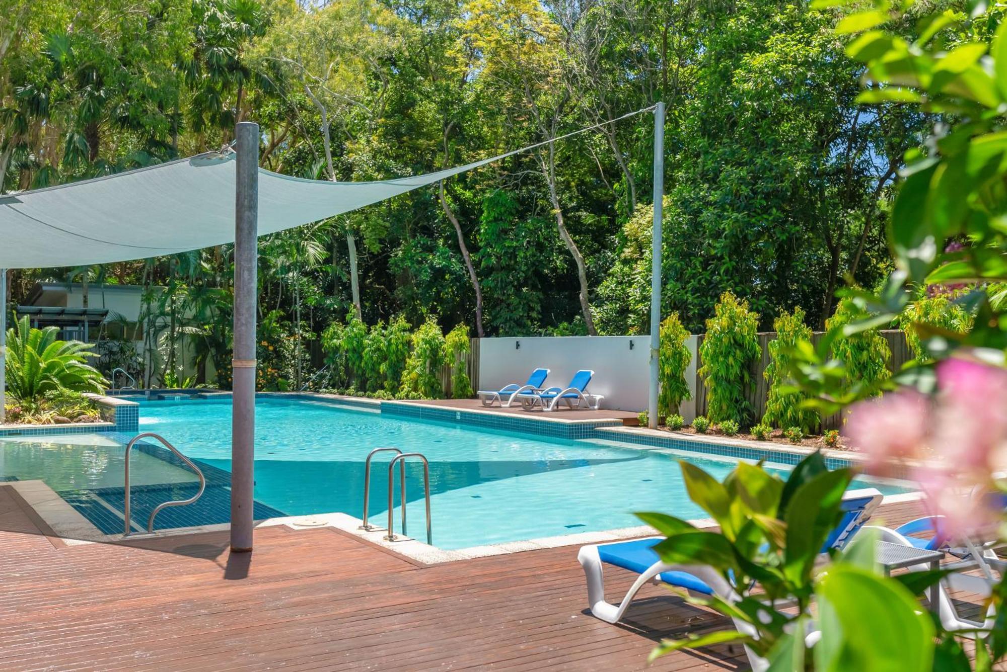 Sanctuary Palm Cove Aparthotel Exterior photo