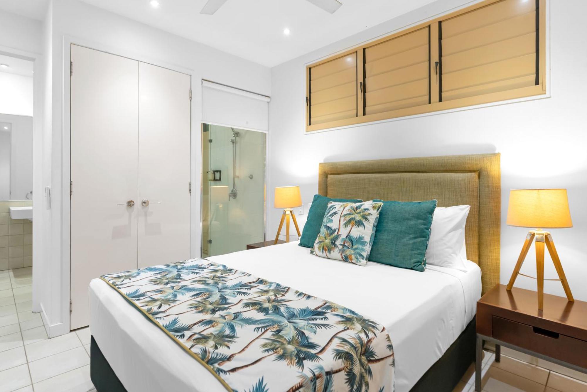 Sanctuary Palm Cove Aparthotel Exterior photo
